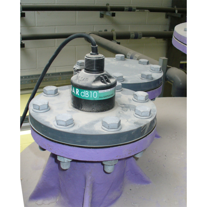 Pulsar Measurement's dB10 Transducer with flange